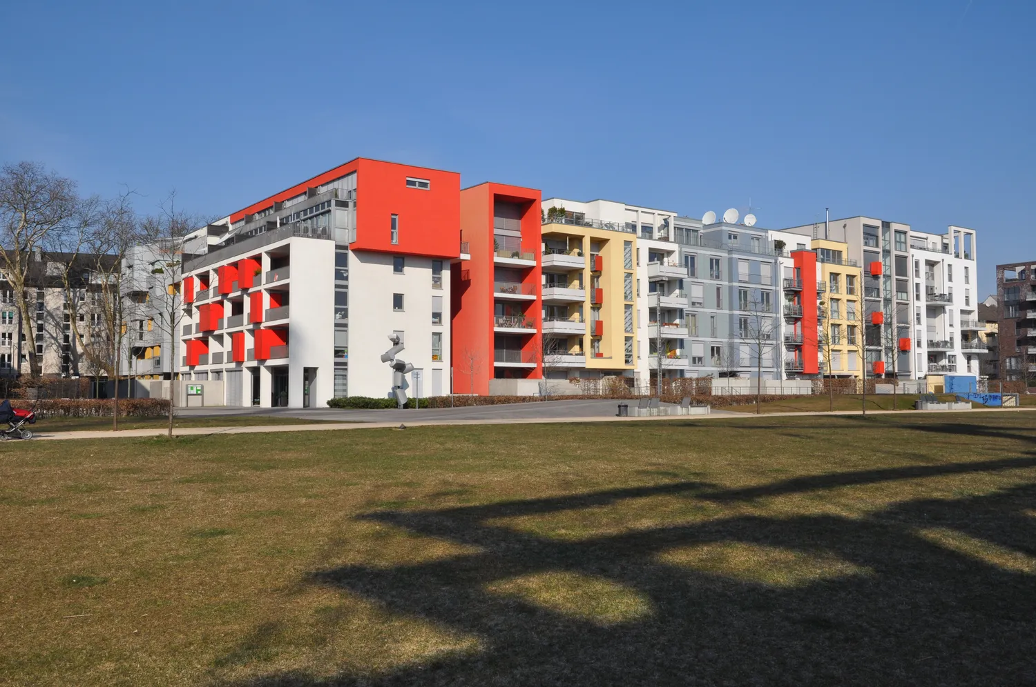 3 Zimmer Wohnung mit 91 m² in Düsseldorf – Bild 1