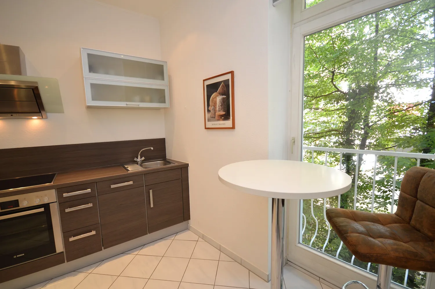 2 room apartment with 50 m² in Frankfurt am Main – Photo 2