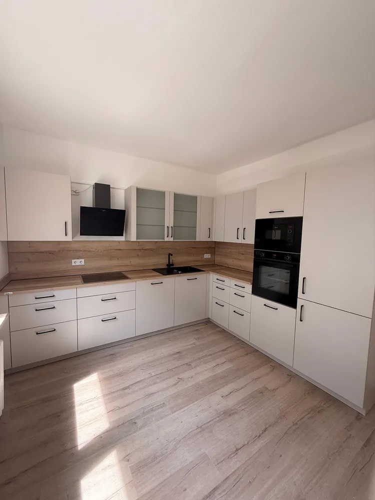 3 Zimmer Wohnung mit 80 m² in Düsseldorf – Bild 4