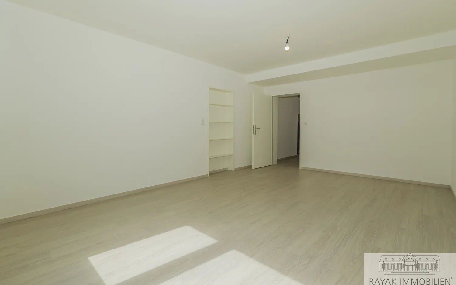 2 Zimmer Wohnung mit 70 m² in Düsseldorf – Bild 9