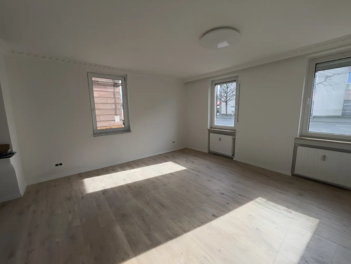 5 Zimmer Wohnung mit 105 m² in Nürnberg – Bild 4