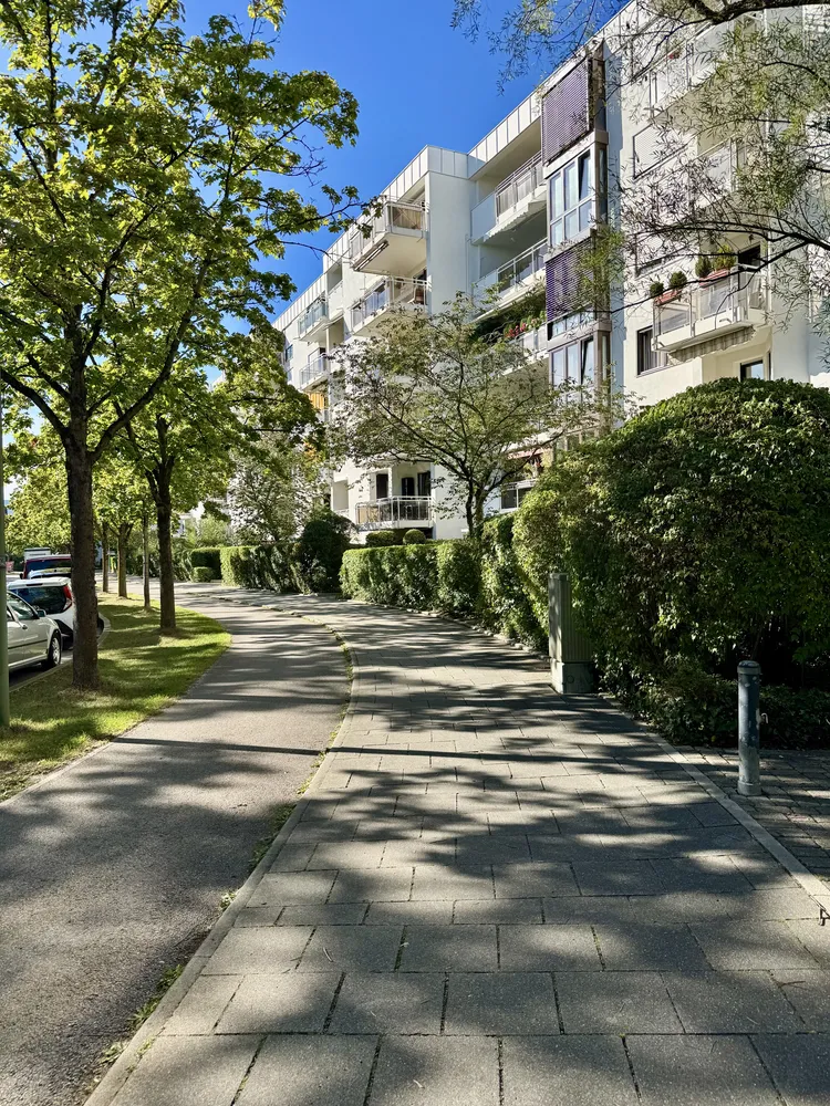 2 Zimmer Wohnung mit 65 m² in München – Bild 2