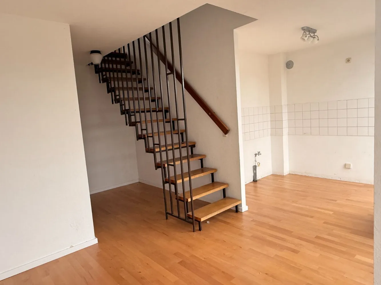 2 Zimmer Wohnung mit 57 m² in Neuss – Bild 3