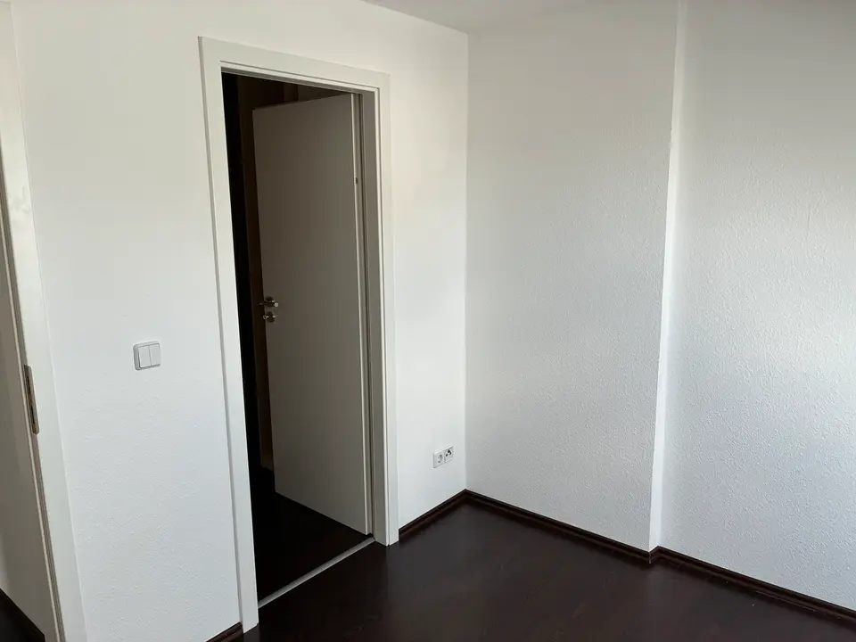 2 Zimmer Wohnung mit 60 m² in Altenburg – Bild 5