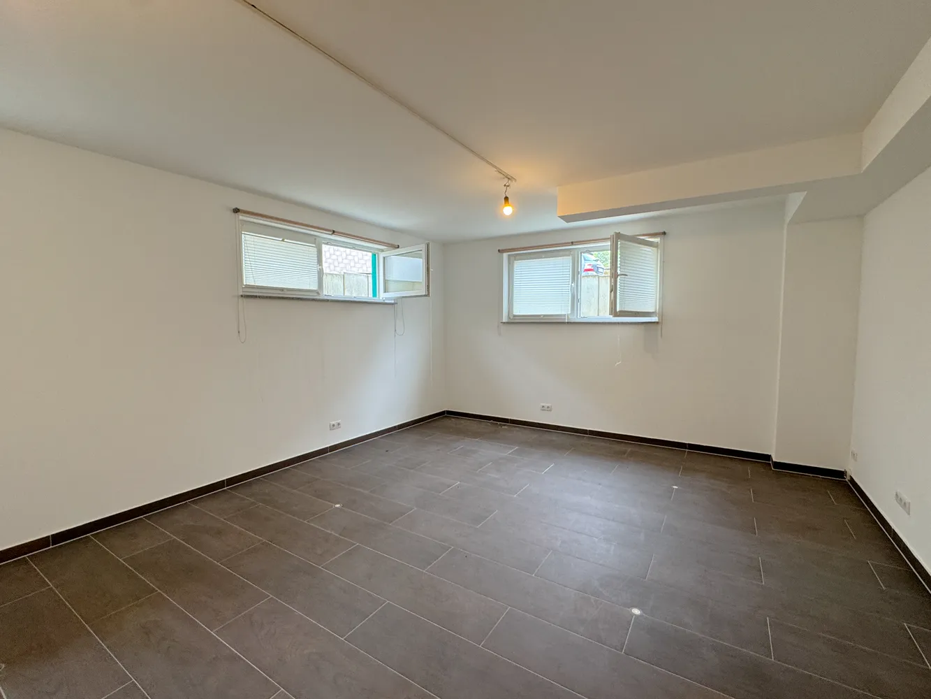 3 Zimmer Wohnung mit 120 m² in Neuwied – Bild 2