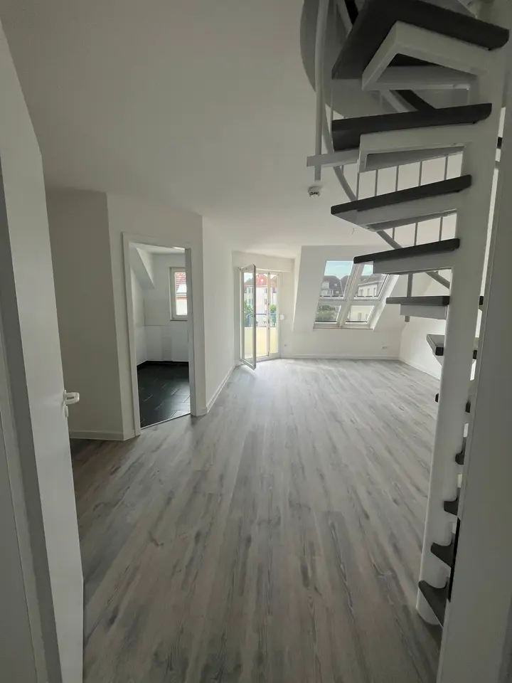 5 Zimmer Wohnung mit 93 m² in Königs Wusterhausen – Bild 1