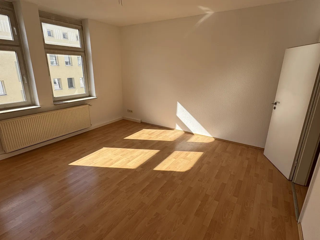 2 Zimmer Wohnung mit 79 m² in Halle (Saale) – Bild 3