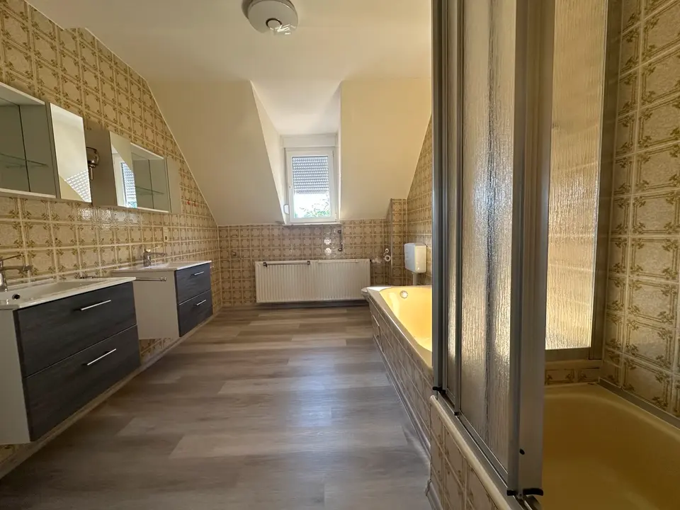 6 Zimmer Haus mit 180 m² in Kassel – Bild 9