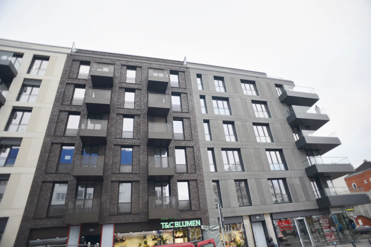2 room apartment with 61 m² in Berlin – Photo 3