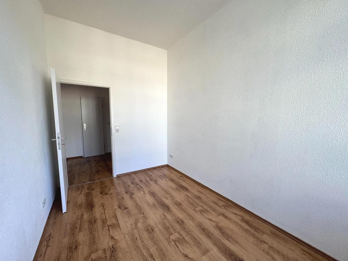 4 Zimmer Wohnung mit 94 m² in Magdeburg – Bild 10
