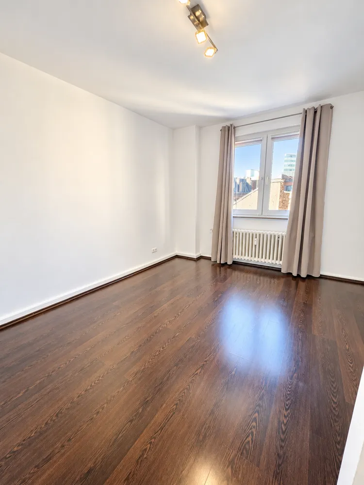 2 Zimmer Wohnung mit 38 m² in Köln – Bild 3