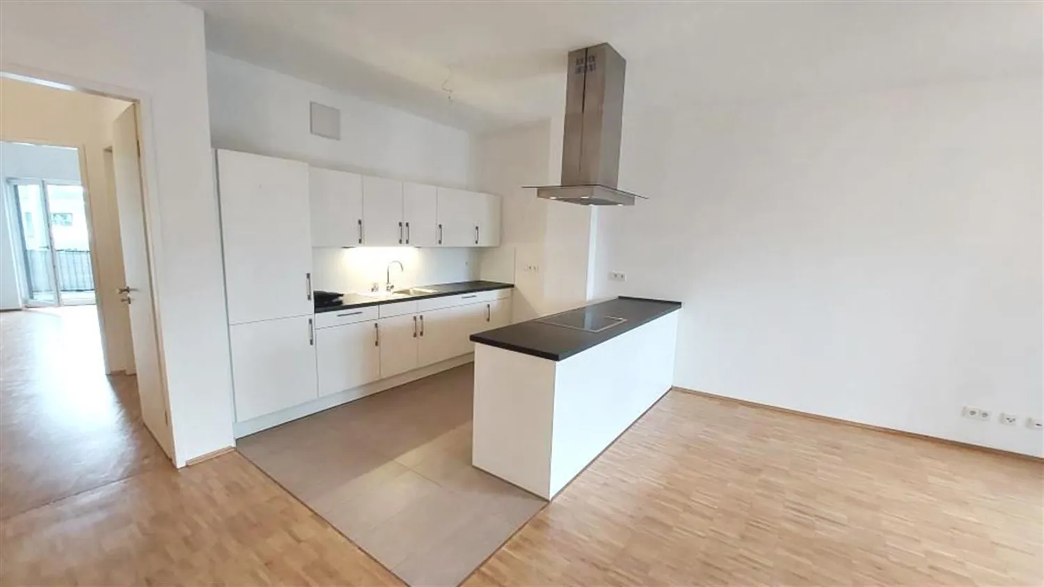 4 room apartment with 141 m² in Düsseldorf – Photo 8
