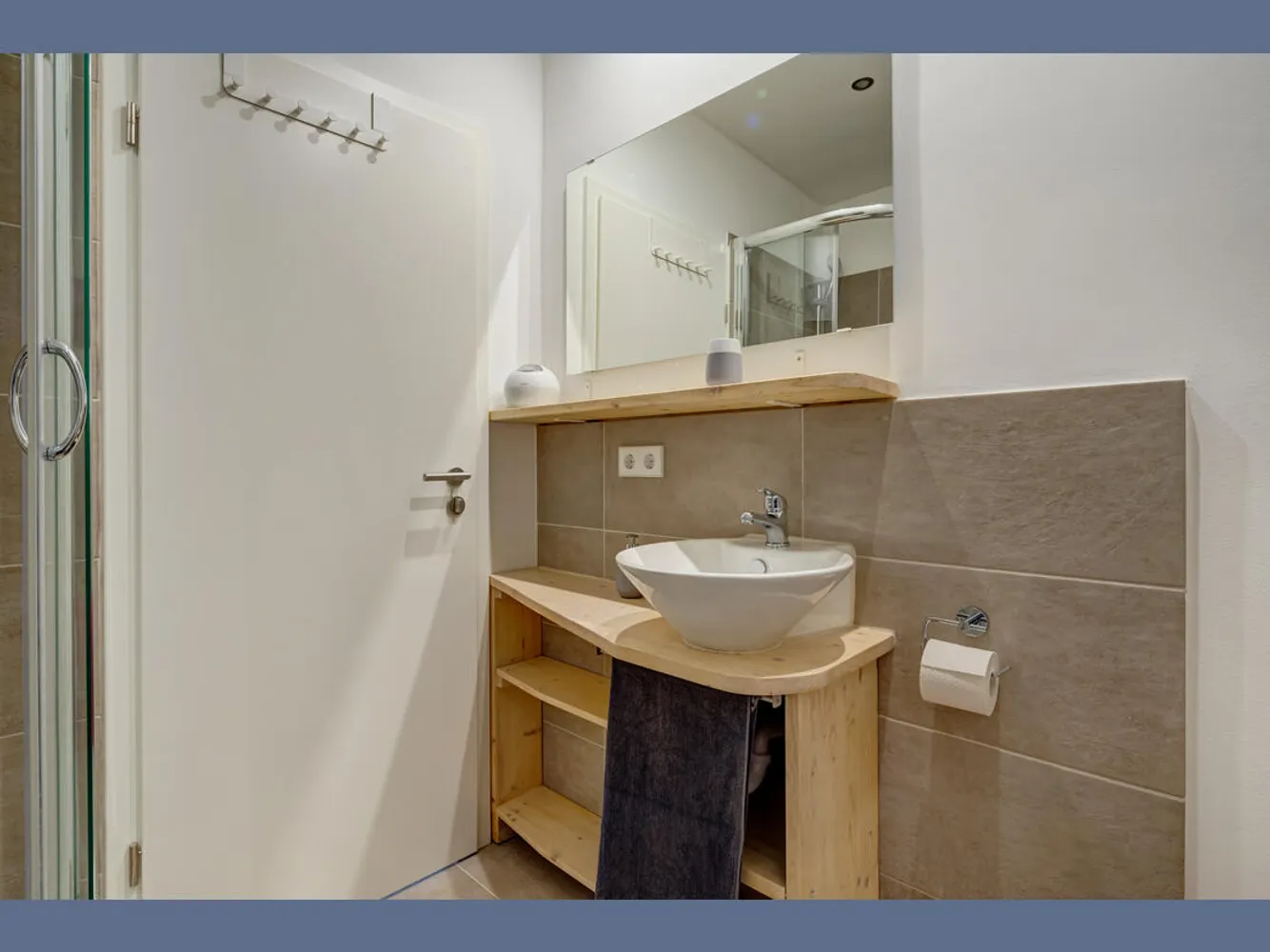 2 Zimmer Wohnung mit 65 m² in München – Bild 7