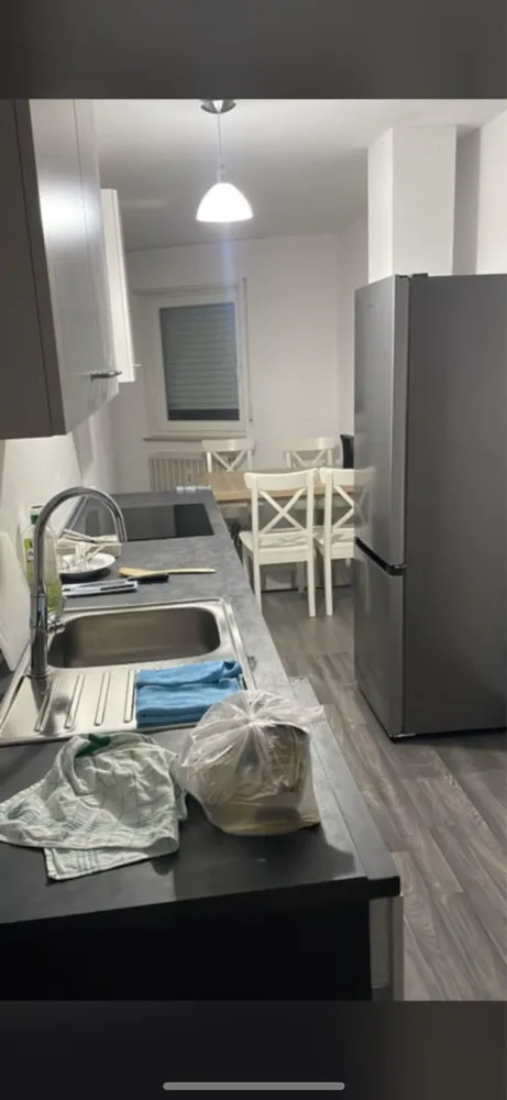 4 Zimmer Wohnung mit 110 m² in Karlsruhe – Bild 2