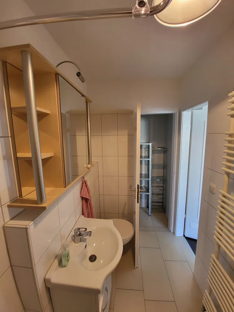 1 Zimmer Wohnung mit 30 m² in Köln – Bild 5