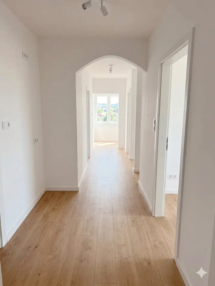 4 Zimmer Wohnung mit 100 m² in Würzburg – Bild 6