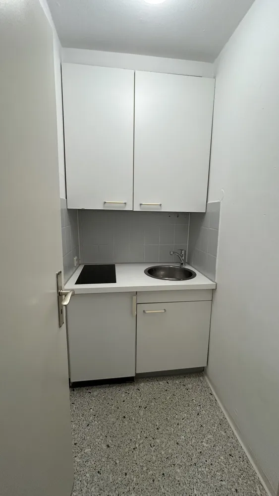 1 room apartment with 27 m² in Stuttgart – Photo 4