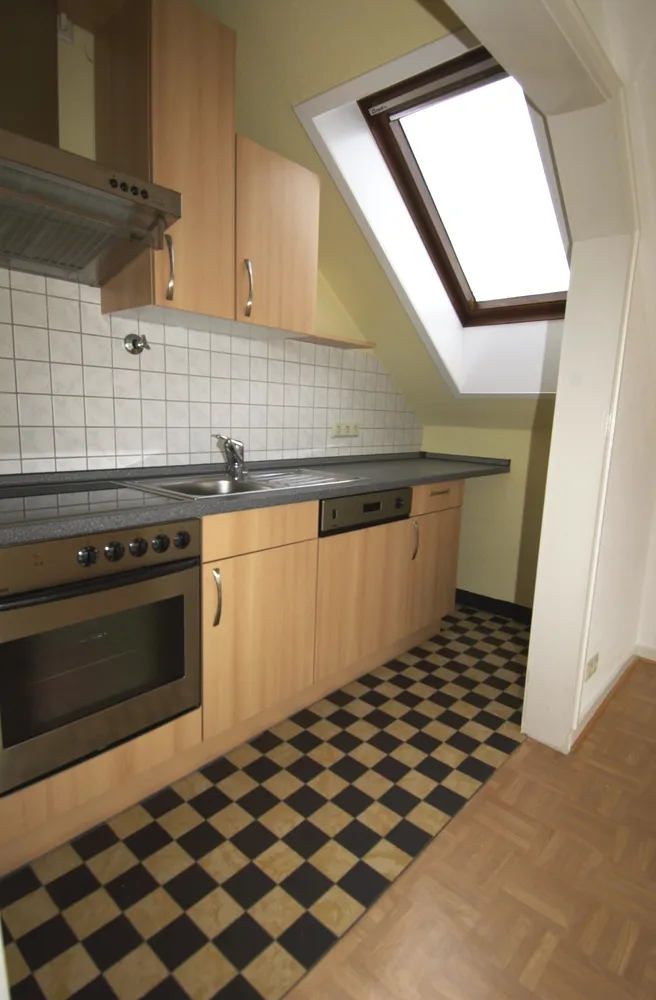 2 Zimmer Wohnung mit 55 m² in Essen – Bild 2