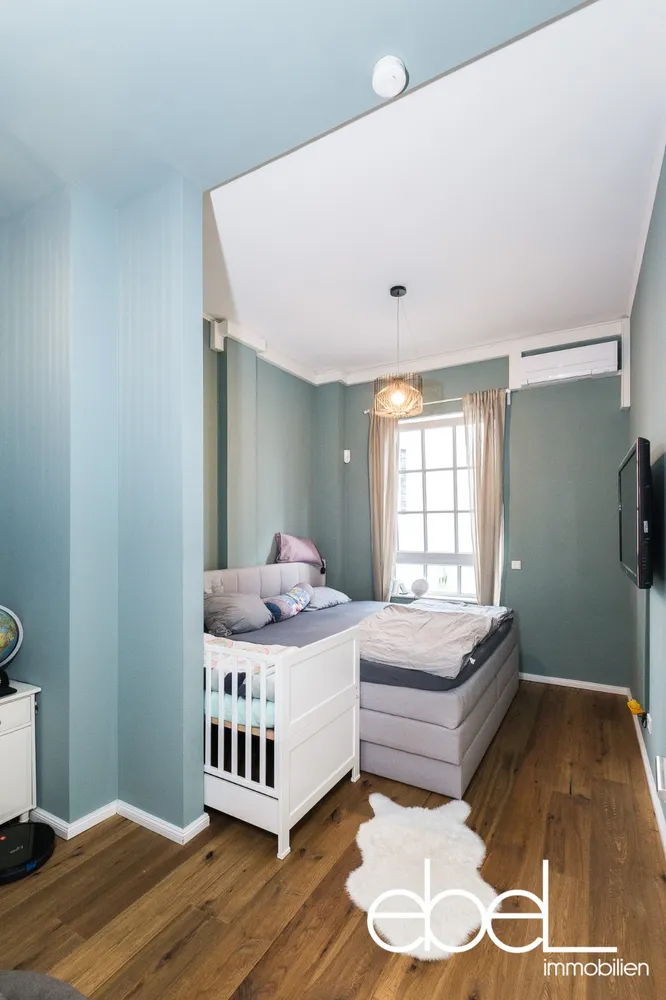 4 Zimmer Wohnung mit 110 m² in Frankfurt am Main – Bild 8