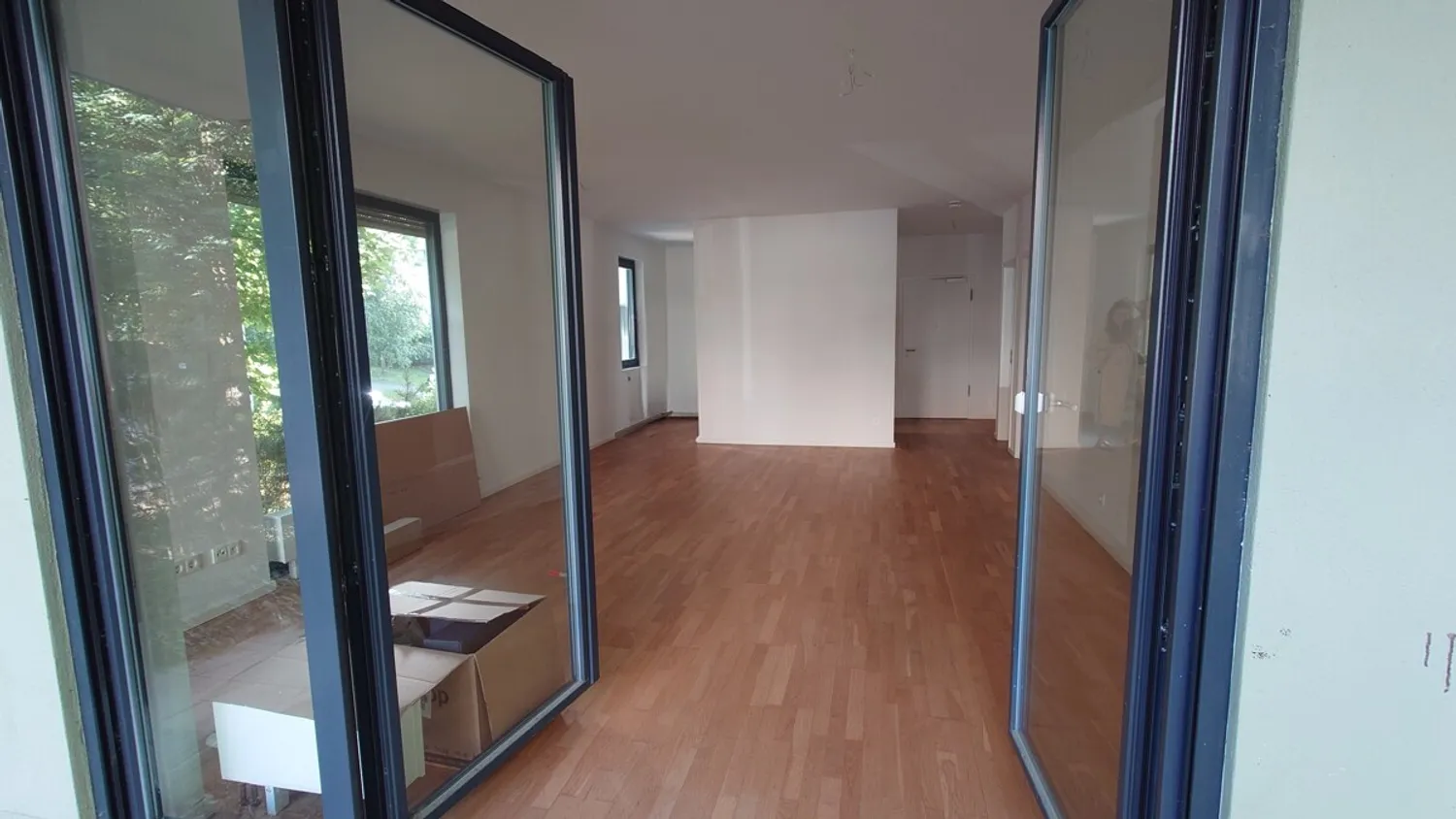 2 Zimmer Wohnung mit 81 m² in Berlin – Bild 3