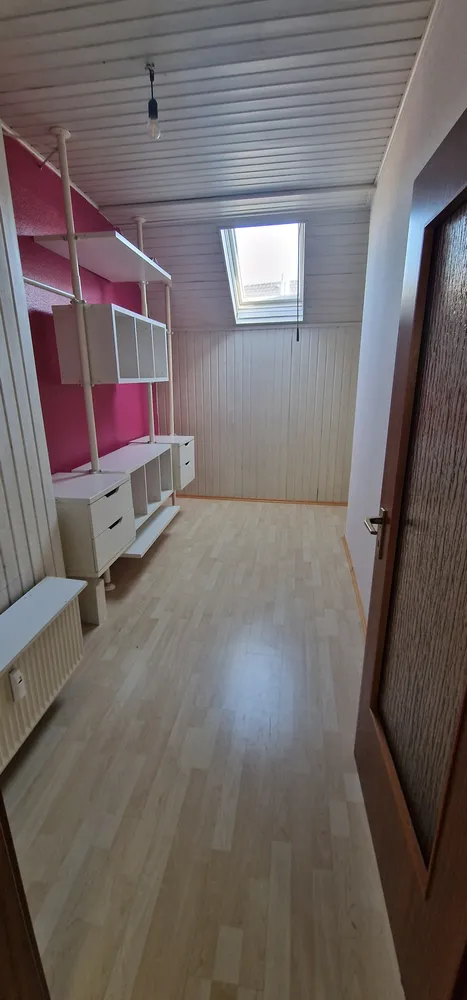3 Zimmer Wohnung mit 58 m² in Köln – Bild 2