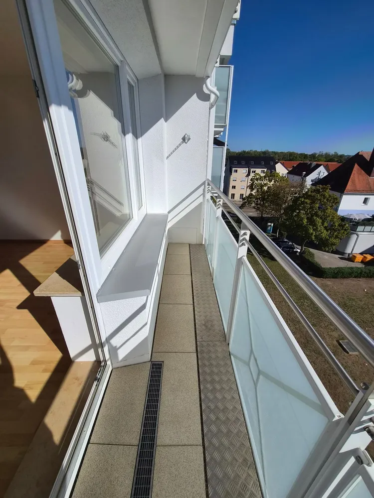 4 room apartment with 83 m² in Augsburg – Photo 3
