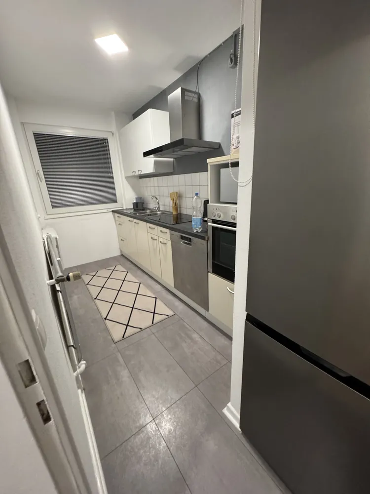 3 Zimmer Wohnung mit 75 m² in Köln – Bild 2