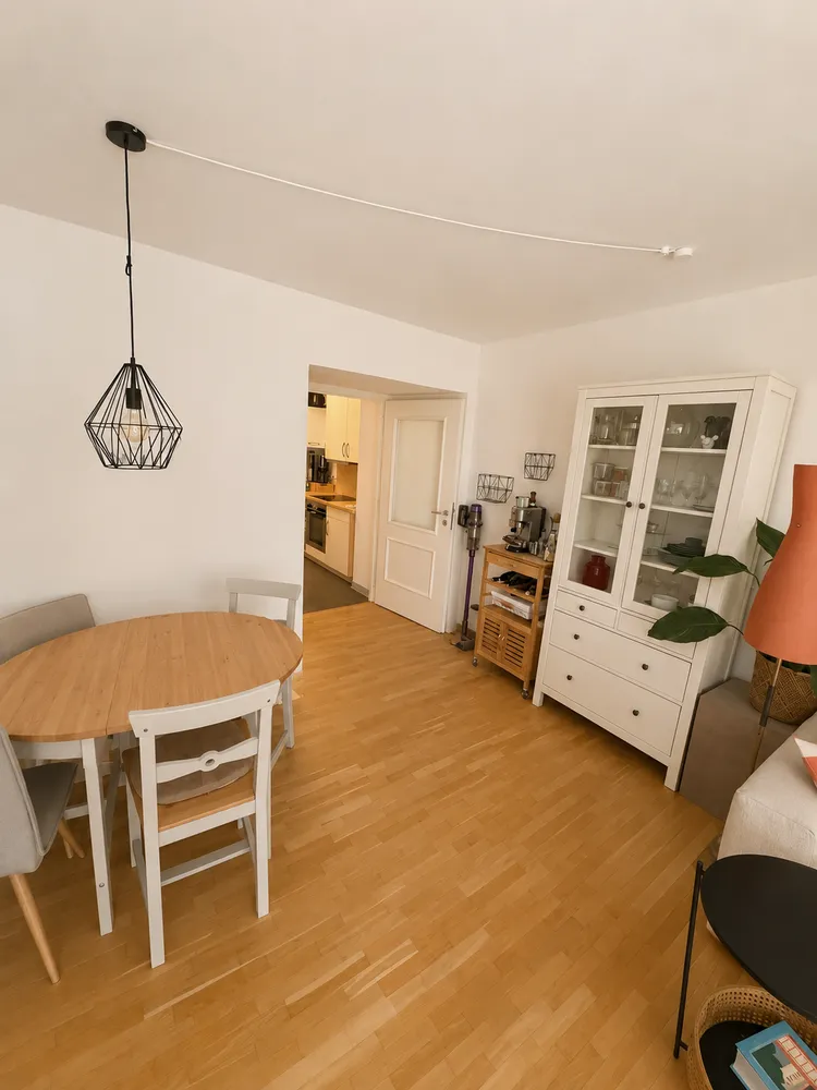 2 Zimmer Wohnung mit 60 m² in Regensburg – Bild 2