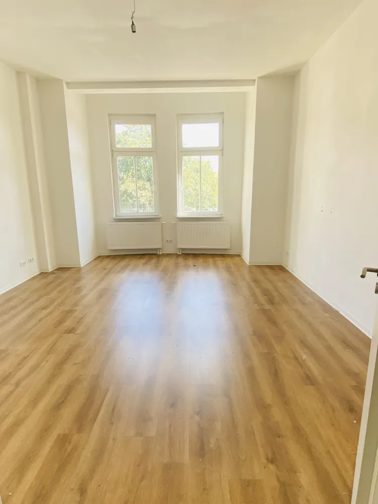 5 Zimmer Wohnung mit 135 m² in Magdeburg – Bild 3