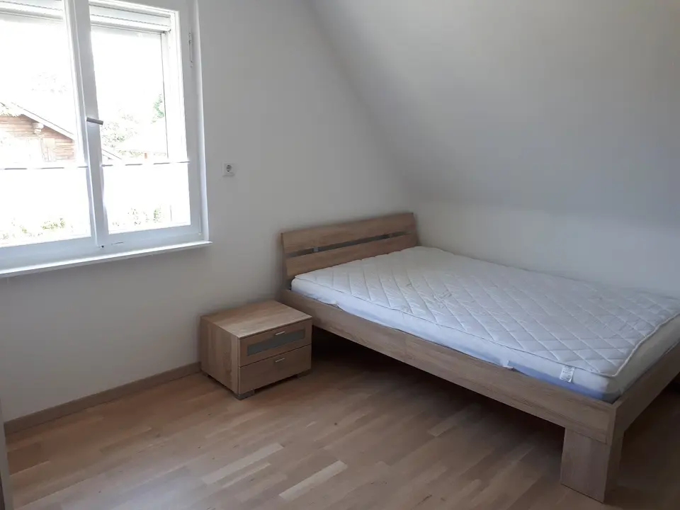 WG-Zimmer mit 8 m² in Schwabach – Bild 1