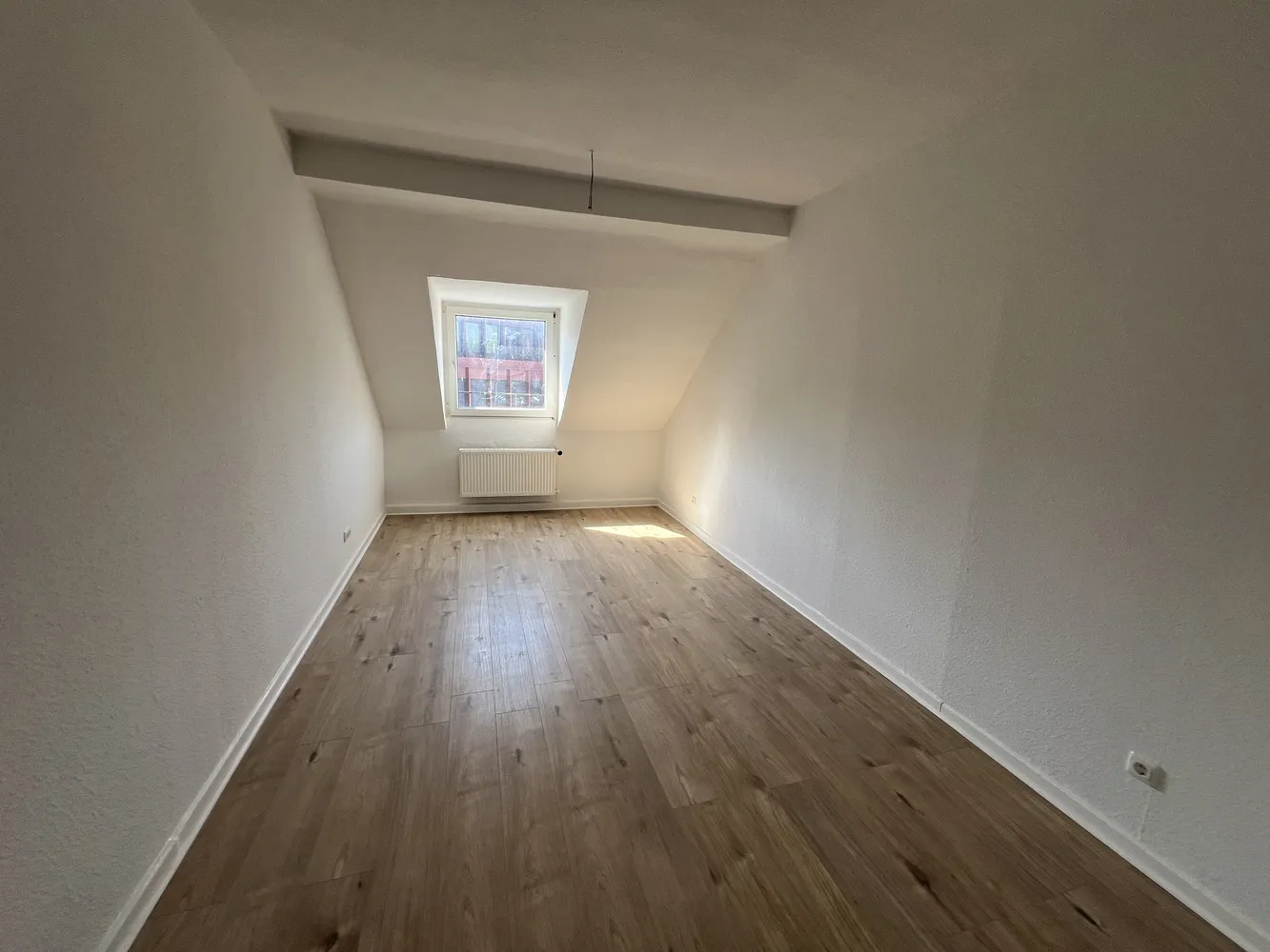 4 Zimmer Wohnung mit 106 m² in Düsseldorf – Bild 7