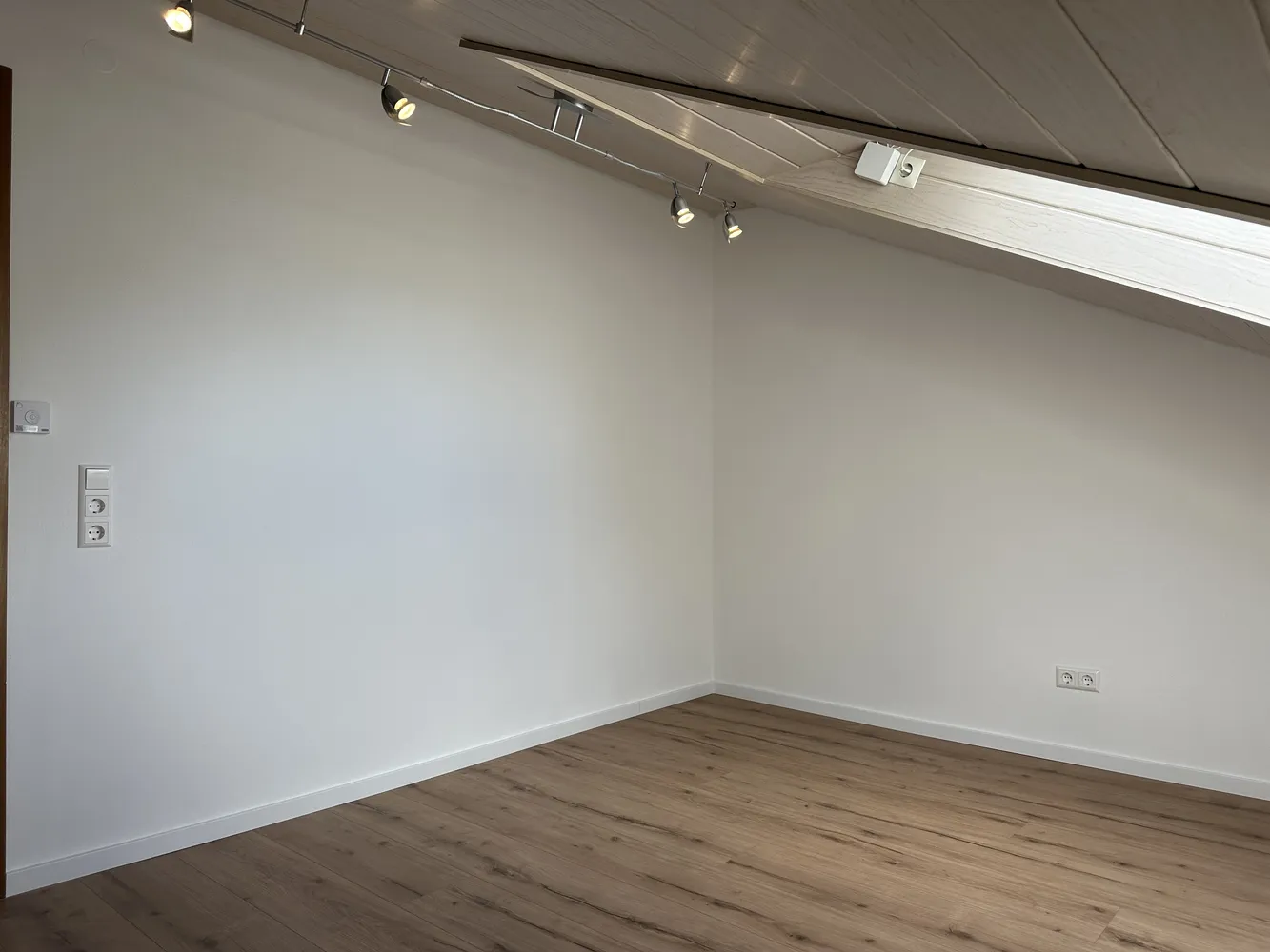 4 Zimmer Wohnung mit 77 m² in Sindelfingen – Bild 2