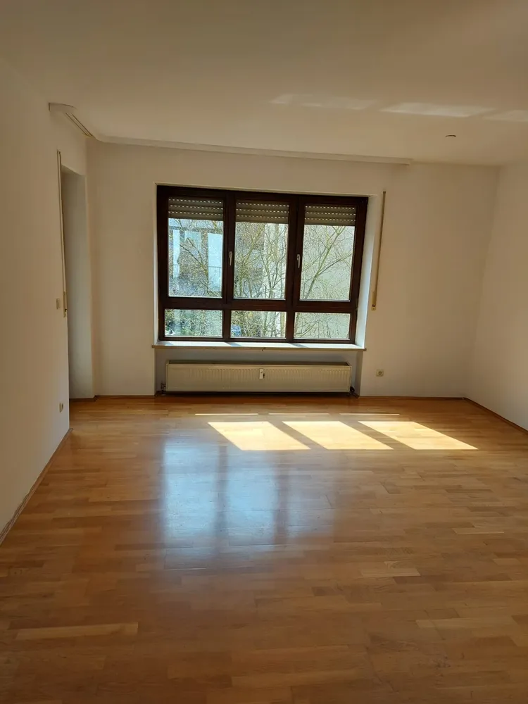 3 Zimmer Wohnung mit 72 m² in Regensburg – Bild 1
