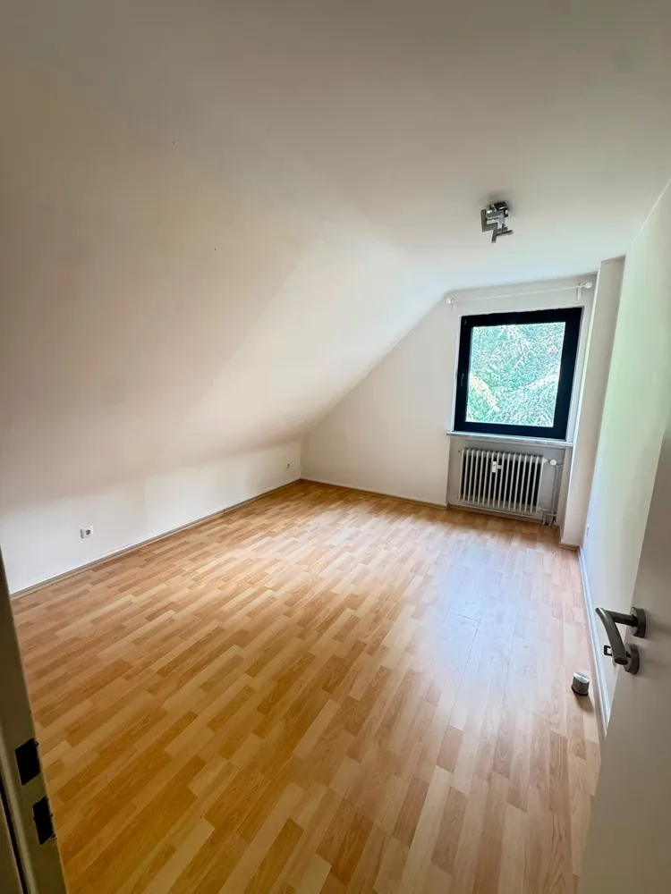 4 Zimmer Wohnung mit 80 m² in Frankfurt am Main – Bild 6