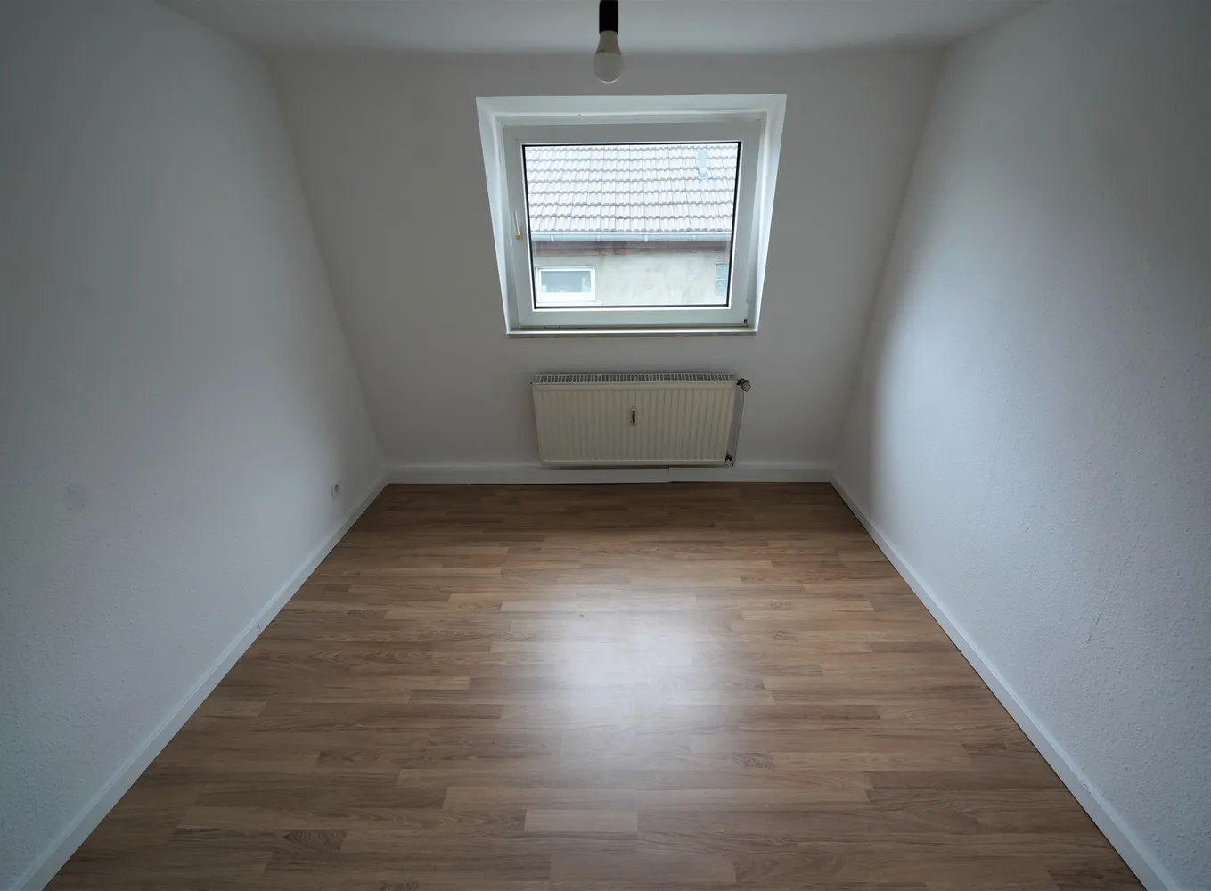 2 Zimmer Wohnung mit 48 m² in Krefeld – Bild 1