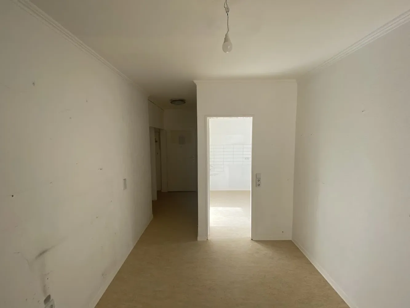 2 Zimmer Wohnung mit 64 m² in Berlin – Bild 4