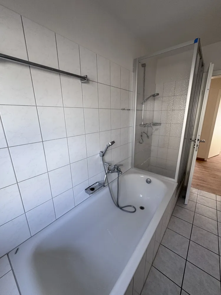 4 room apartment with 100 m² in Weil am Rhein – Photo 2