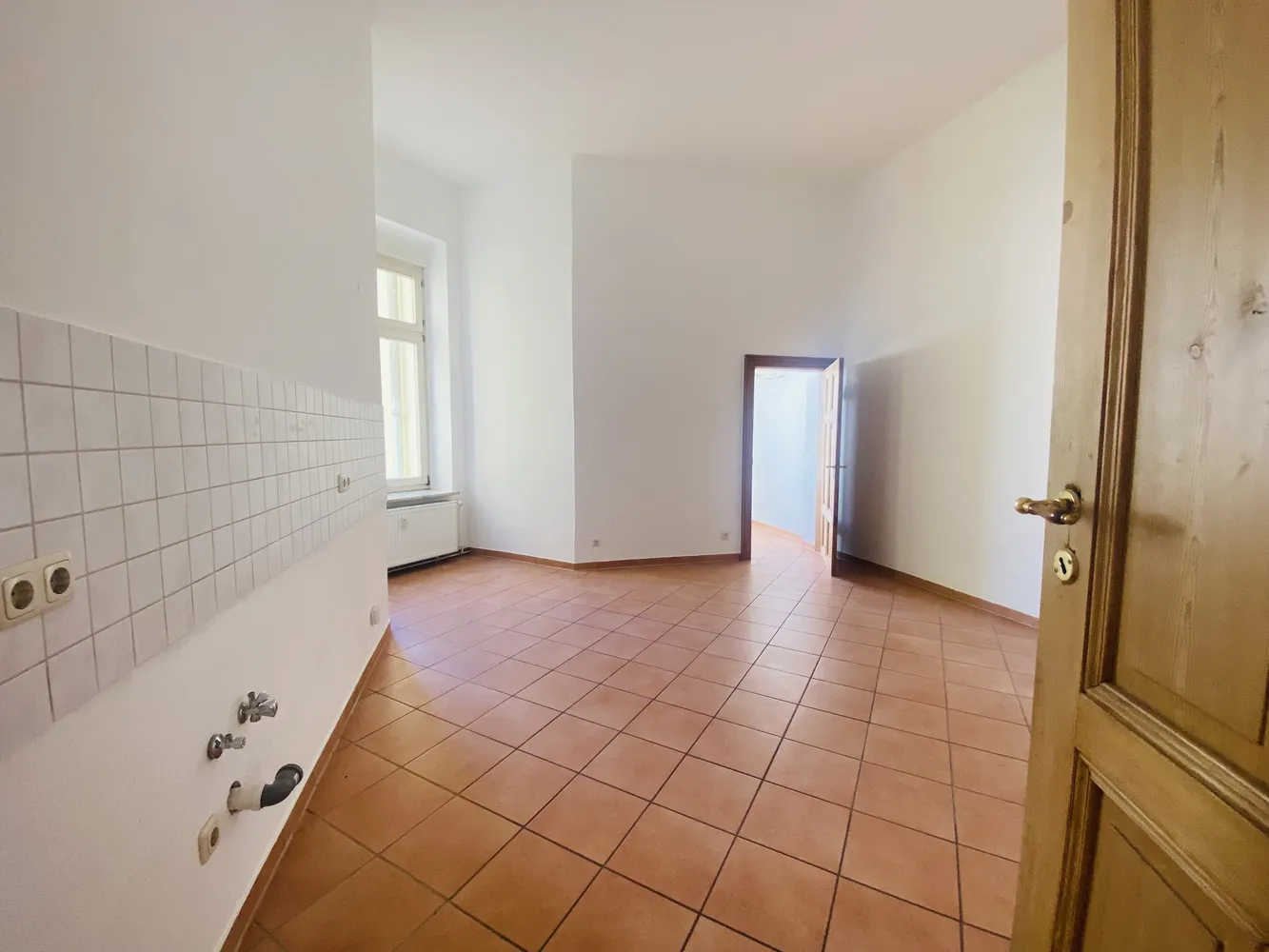 2 room apartment with 94 m² in Magdeburg – Photo 8