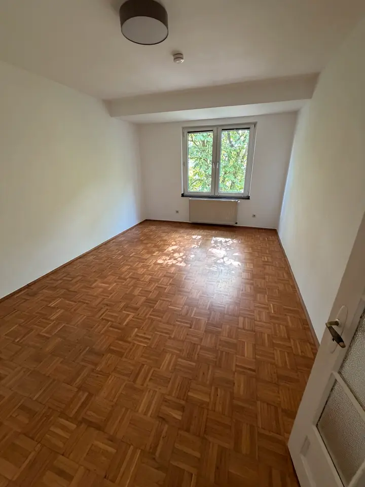 4 Zimmer Wohnung mit 82 m² in Aachen – Bild 2