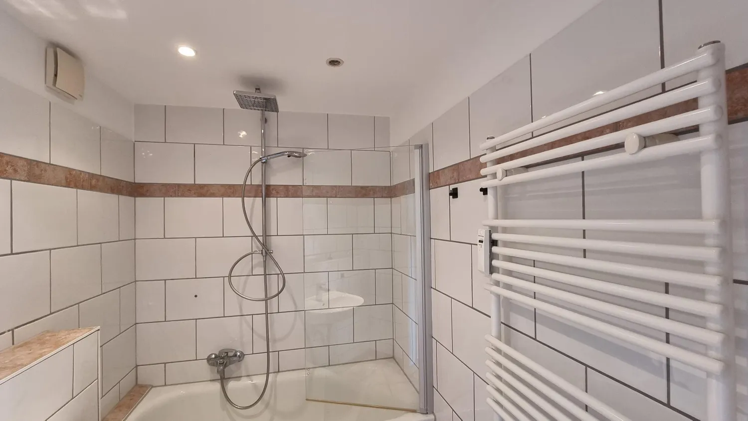 4 room apartment with 81 m² in Düsseldorf – Photo 4