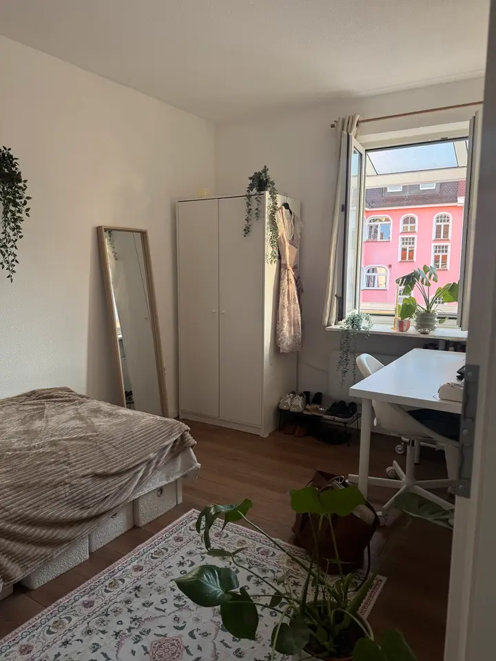 WG-Zimmer mit 9 m² in Neu-Ulm – Bild 2