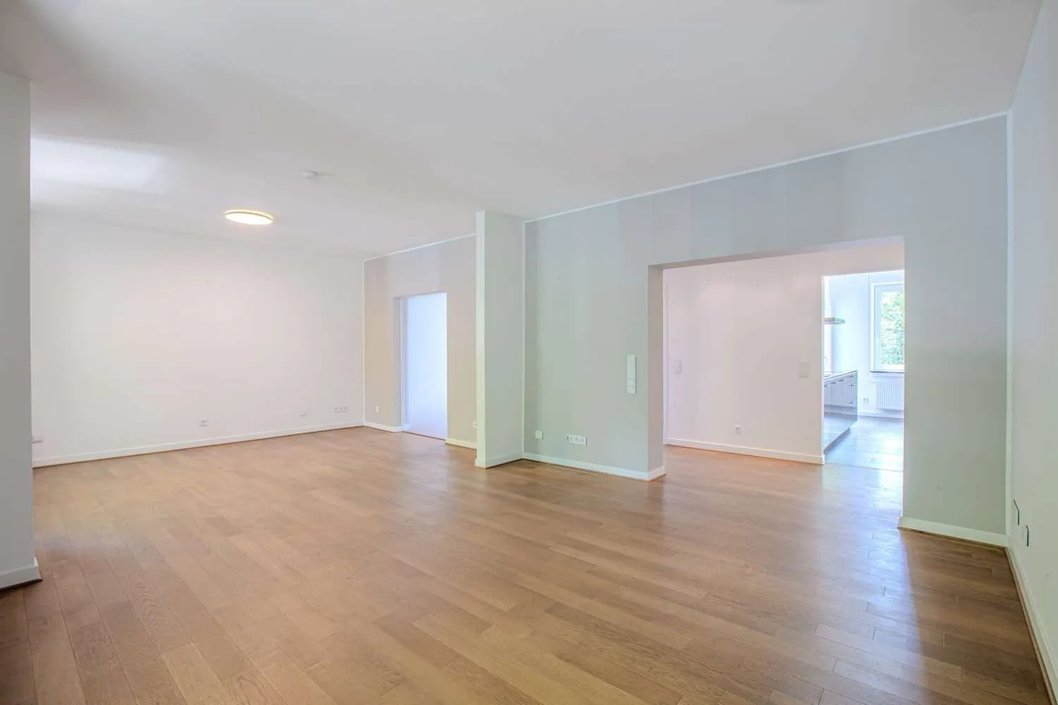 2 Zimmer Wohnung mit 79 m² in Düsseldorf – Bild 4