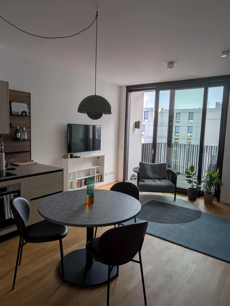 2 Zimmer Wohnung mit 56 m² in Berlin – Bild 1