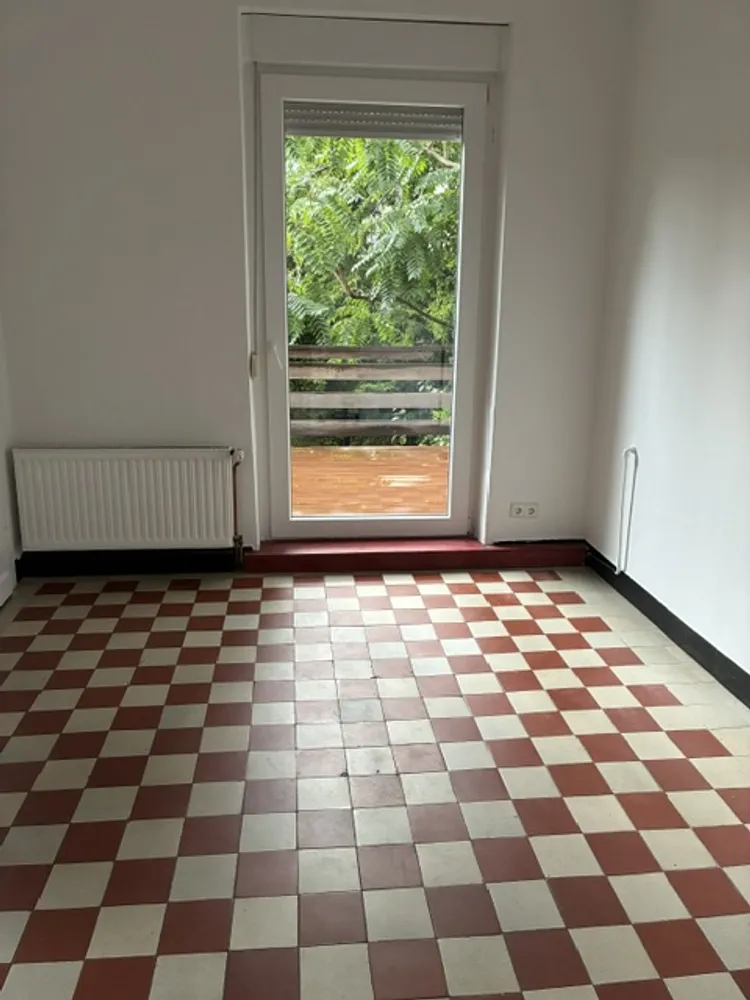 4 Zimmer Wohnung mit 120 m² in Mönchengladbach – Bild 2