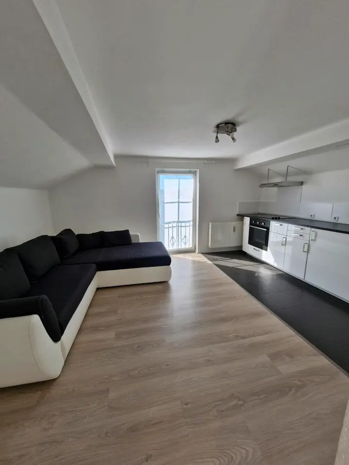 2 Zimmer Wohnung mit 35 m² in Rosenheim – Bild 3