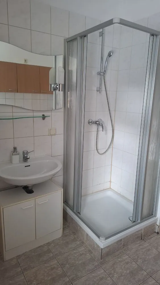 2 Zimmer Wohnung mit 44 m² in Halle (Saale) – Bild 5