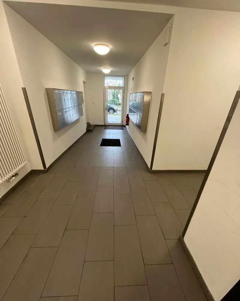 3 Zimmer Wohnung mit 77 m² in Hamburg – Bild 2