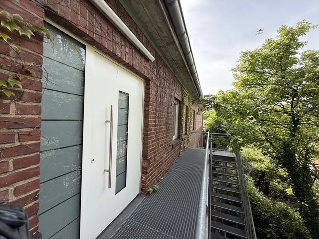 4 Zimmer Wohnung mit 150 m² in Aachen – Bild 1