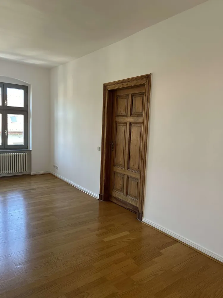 2 Zimmer Wohnung mit 81 m² in Berlin – Bild 11