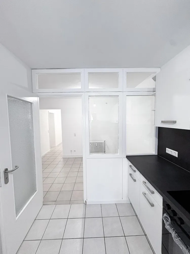 5 Zimmer Wohnung mit 93 m² in Stuttgart – Bild 1